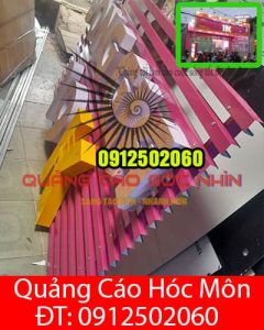 chu noi gan den led quang cao o hoc mon