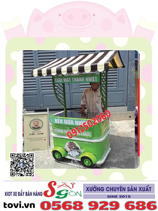 quầy bán hàng di động bằng sắt.